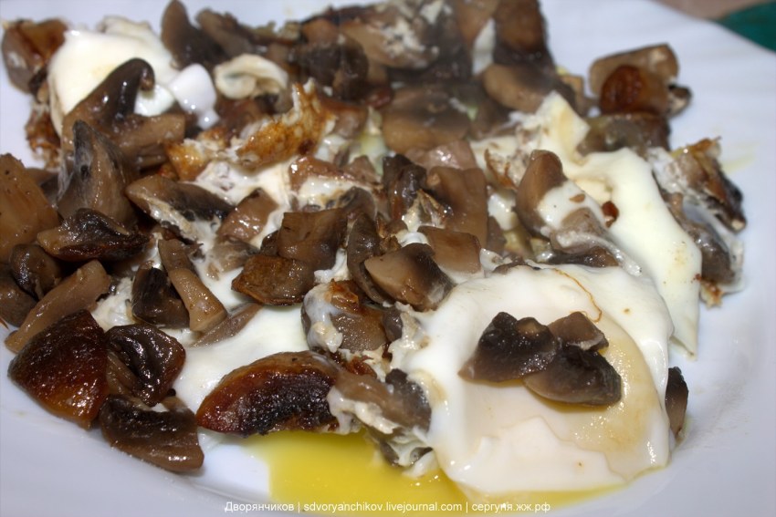 Салат с ананасом и курицей