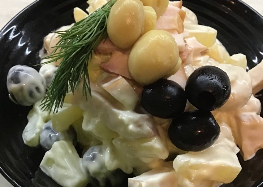 Салат из шампиньонов жареных