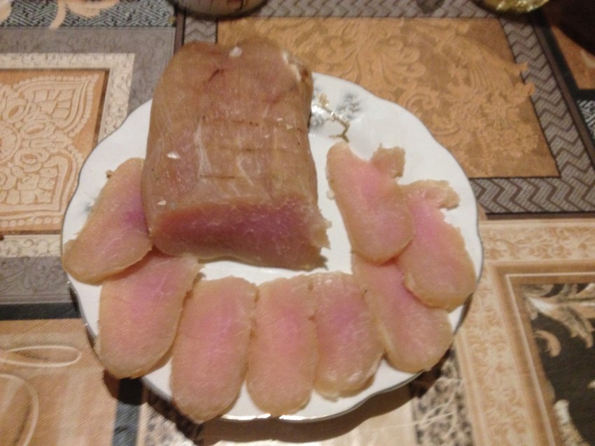 Жучки белые маленькие в мясе вяленом