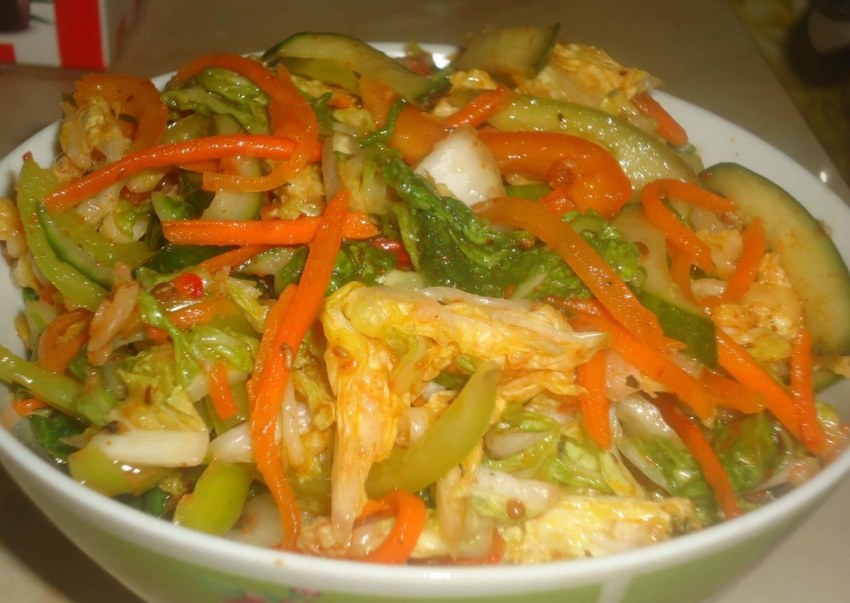 Салат с корейской капустой