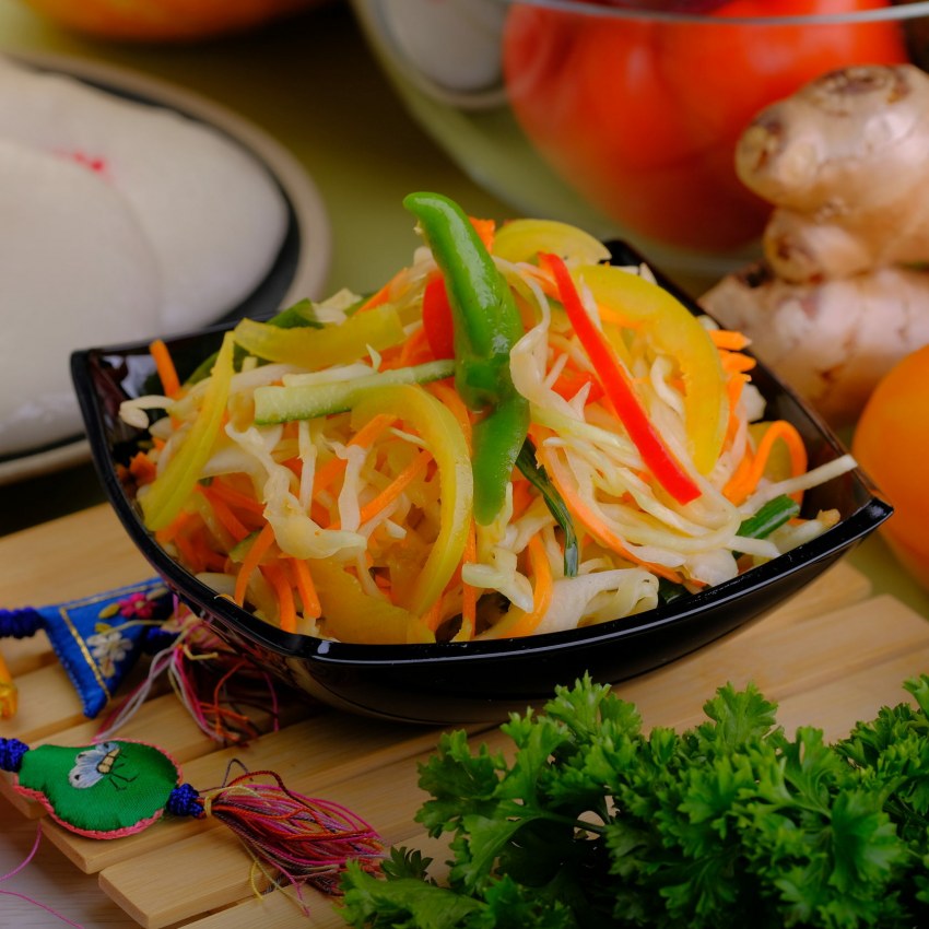 Салат из пекинской капусты с корейской морковью