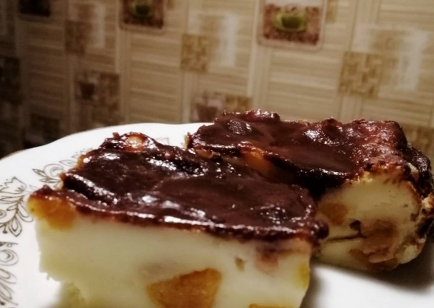 Пирог с творогом и курагой