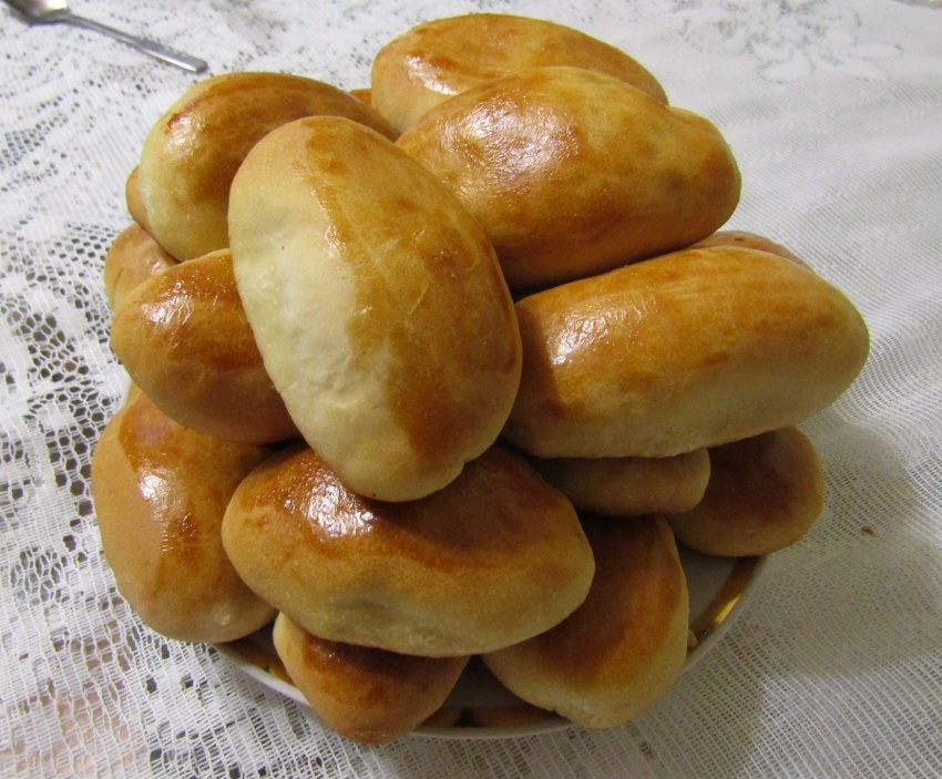 Мини пирожки с капустой