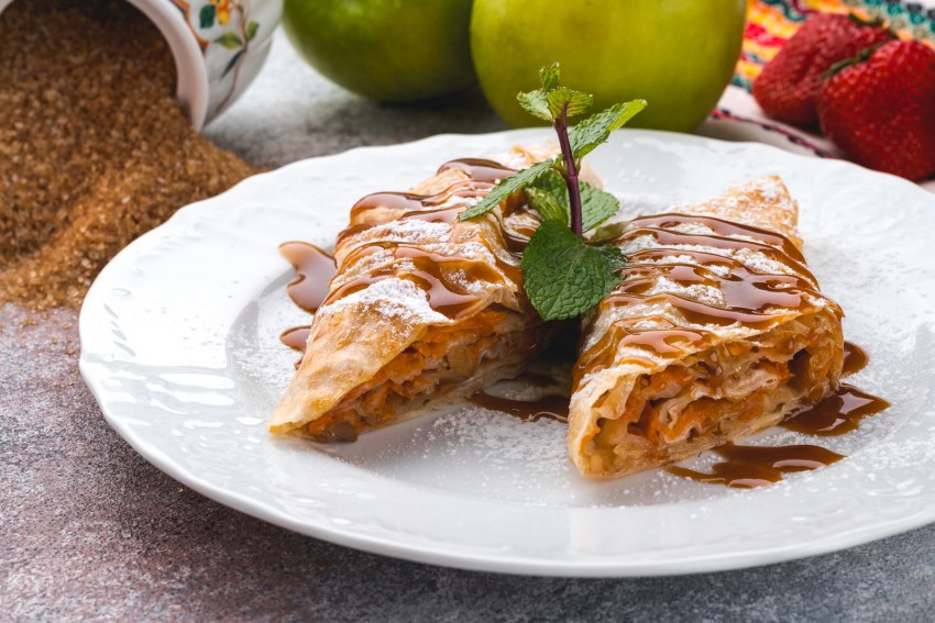 Самса с мясом в духовке