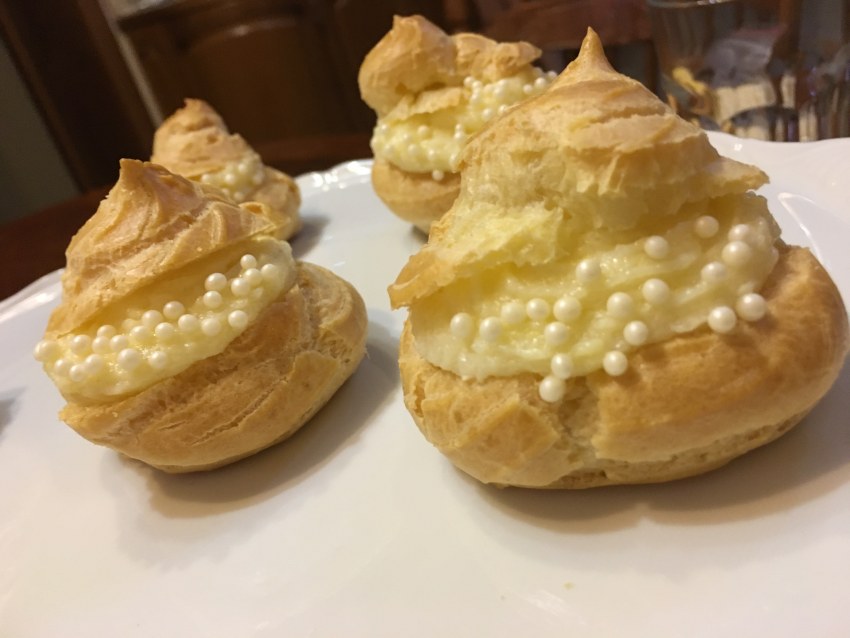 Миниатюры из заварного теста