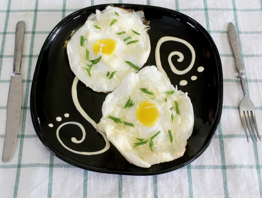 Яичница домашняя красивая