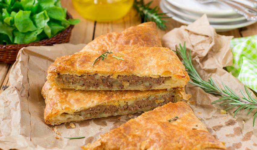 Пирожки с курицей и грибами