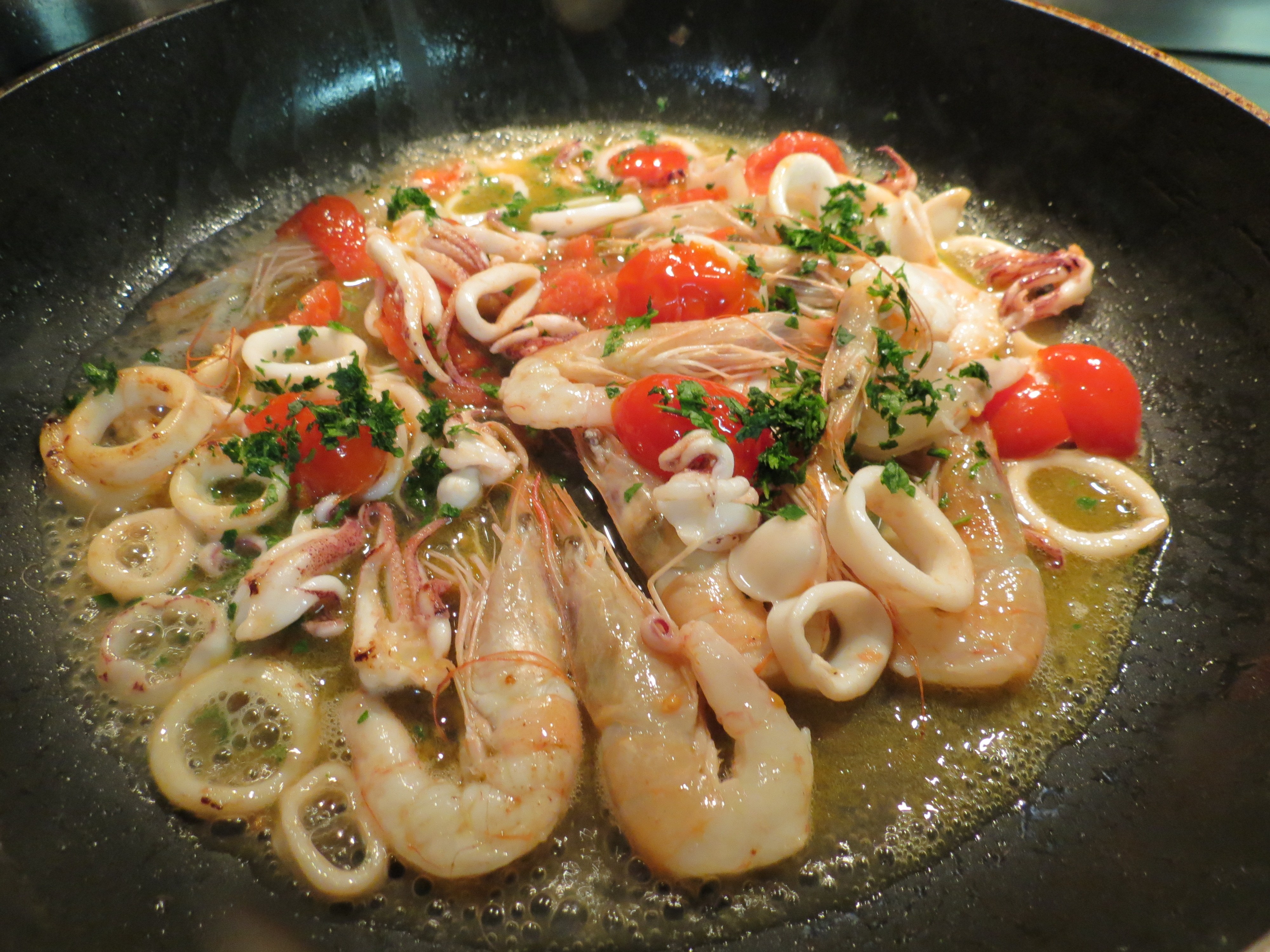Паста с морепродуктами в сливочном соусе рецепт с фото в домашних условиях пошагово с фото