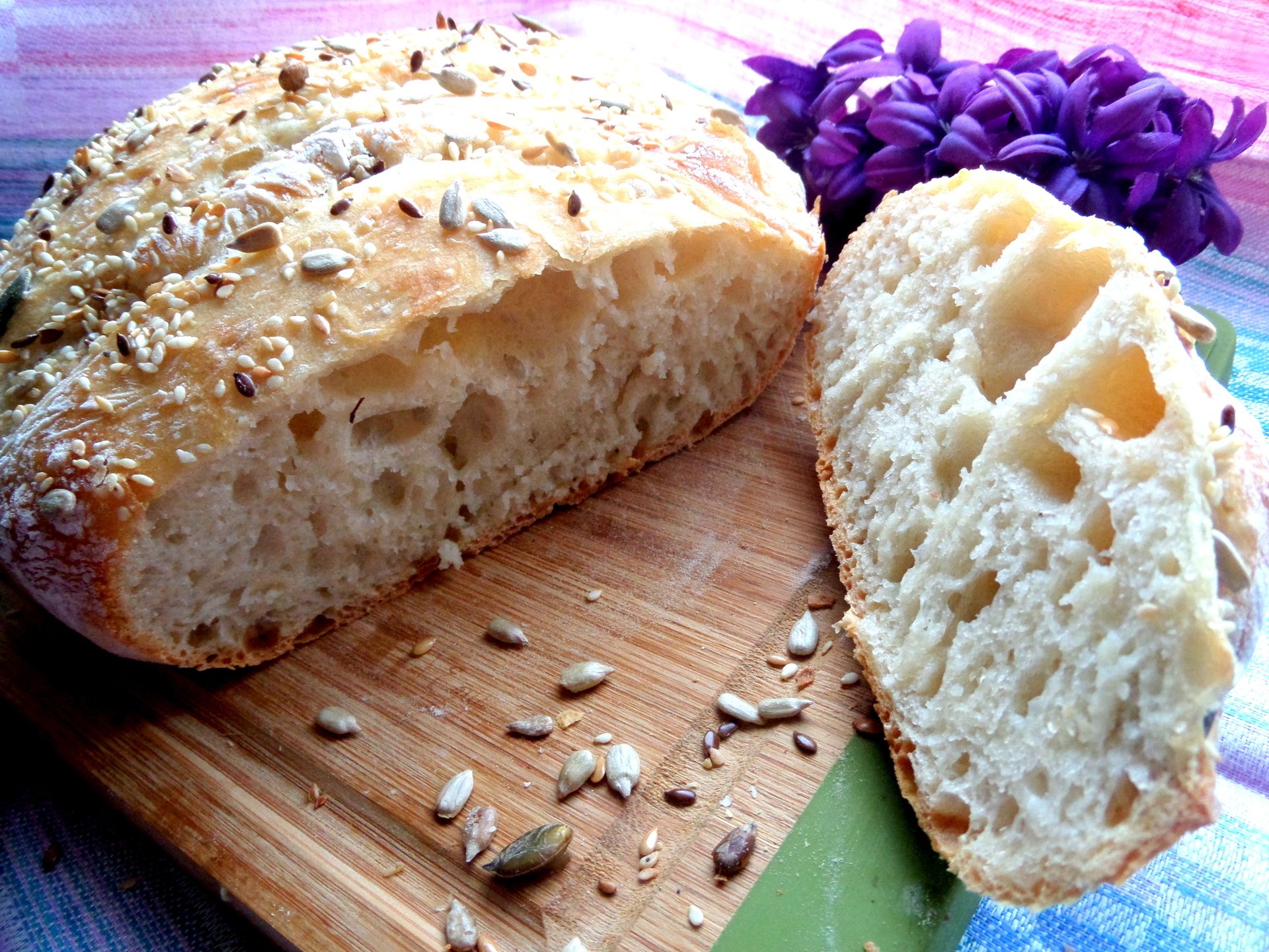 Вкусный белый хлеб рецепты. Домашний хлеб. Вкусный домашний хлеб. Постный хлеб. Постный хлеб в духовке.