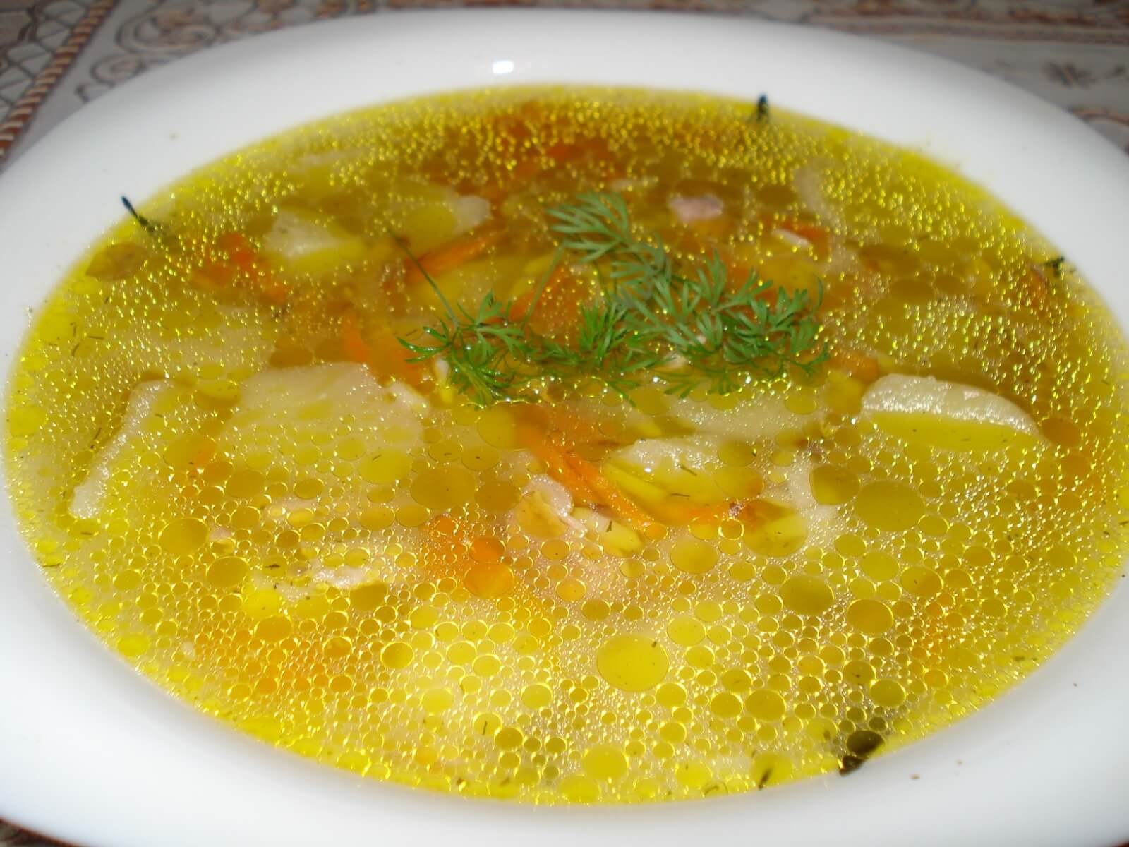 Суп картофельный с рисом. Картофельный суп. Суп картофельный с крупой. Суп с рисовой крупой. Суп с картофелем и рисовой крупой.