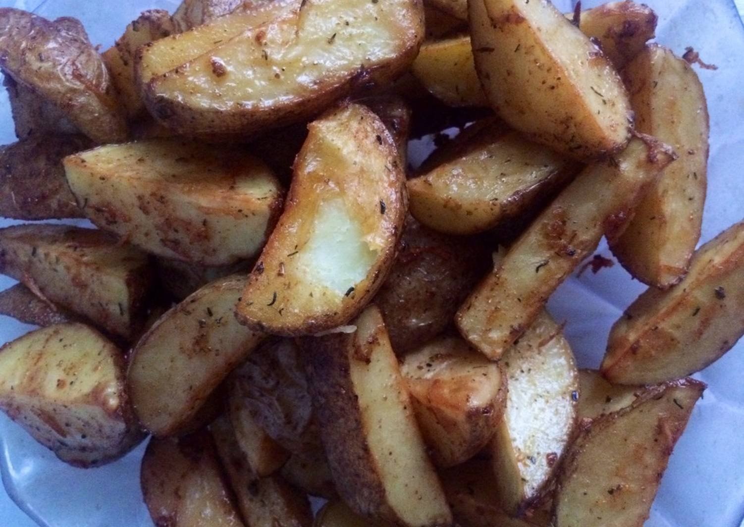 Сколько запекать деревенскую картошку в духовке