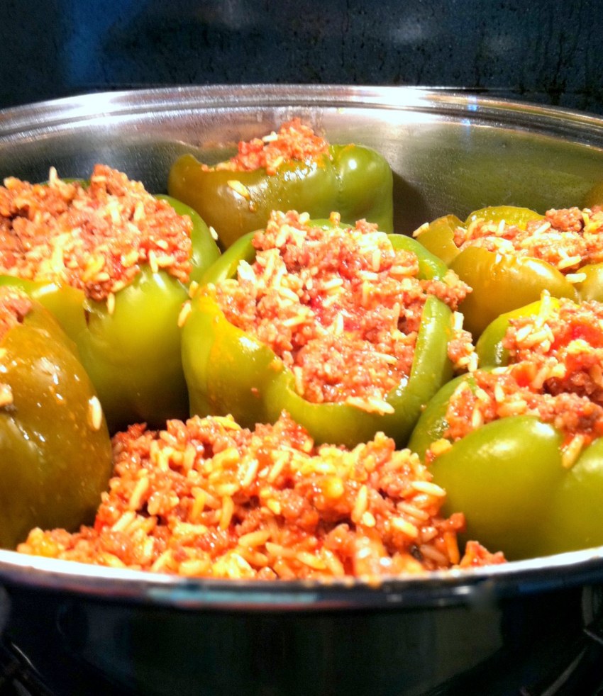 Болгарский перец, фаршированный рисом и грибами