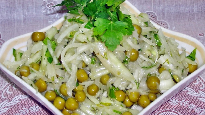 Капуста огурцы зелёный горошек