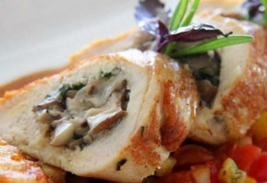 Мясные рулетики с начинкой