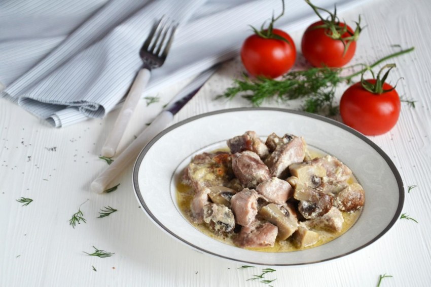 Рагу из индейки с шампиньонами