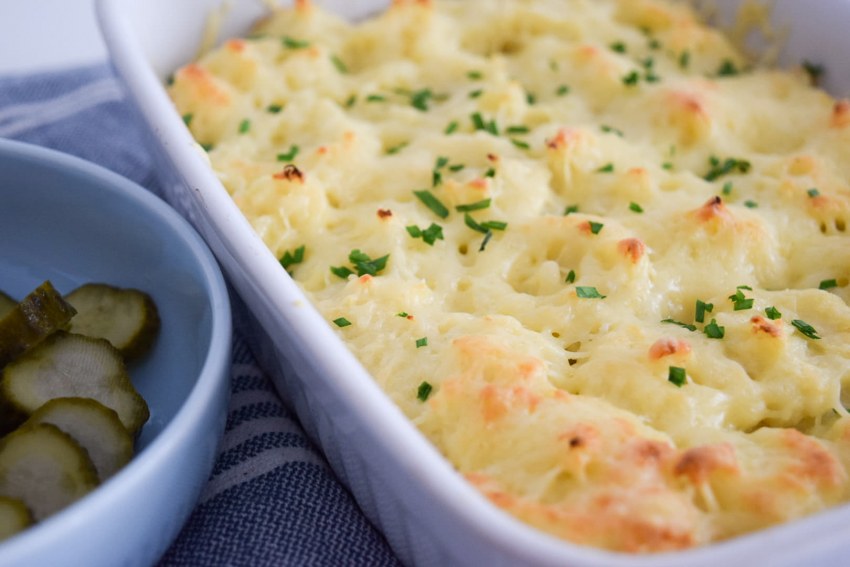 Цветная капуста с яйцом и сыром