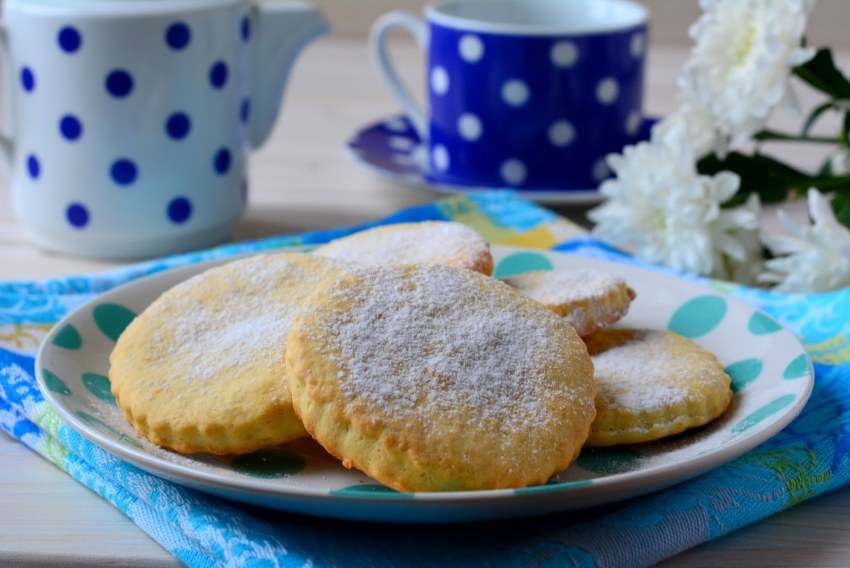 Коржики сахарные