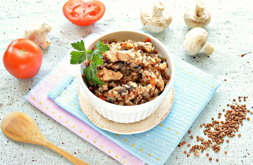 Куриные ножки с гречкой в духовке
