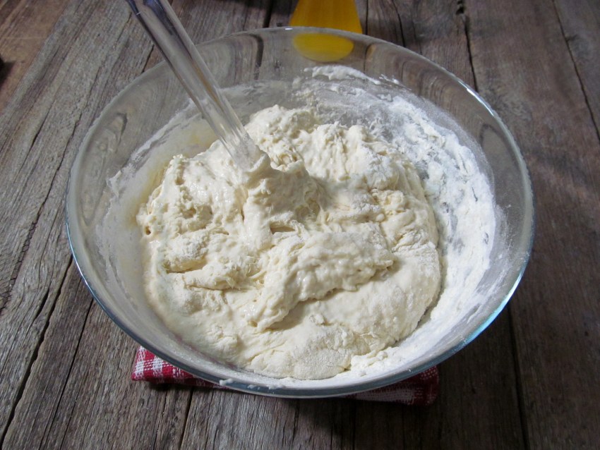 Тесто с кокосовым молоком и яйцом рецепт