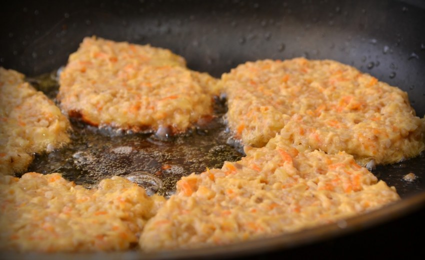 Котлетки из вареной курицы