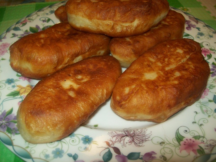 Пирожки с картошкой жареные