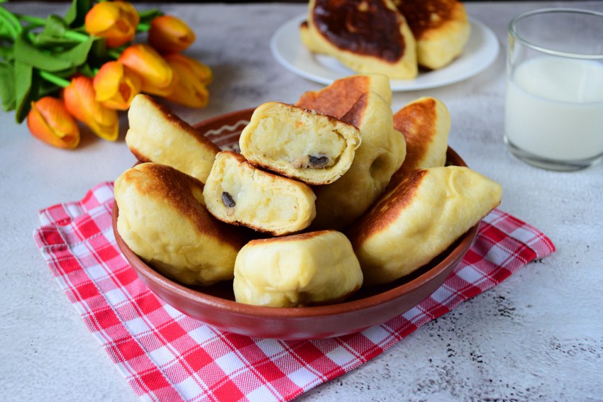 Пирожки жареные