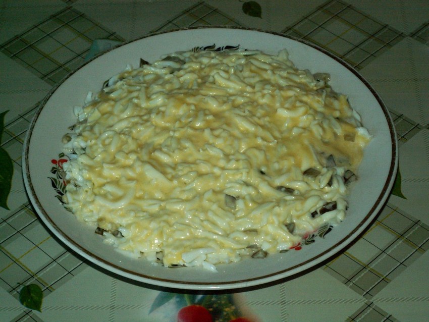 Салат каприз