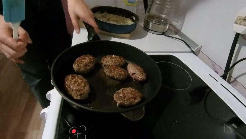 Рубленные куриные котлеты
