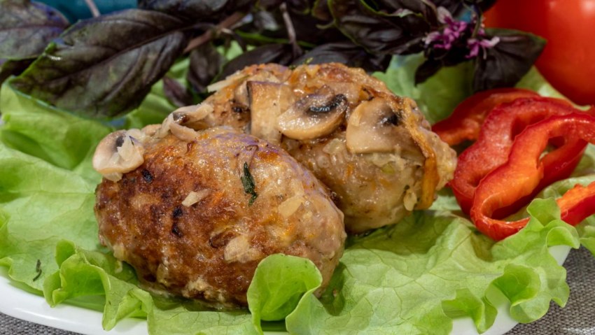 Котлета с картофельными зразами