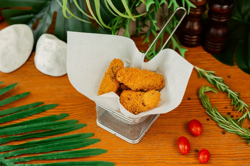 Куриные крылышки в кукурузных хлопьях