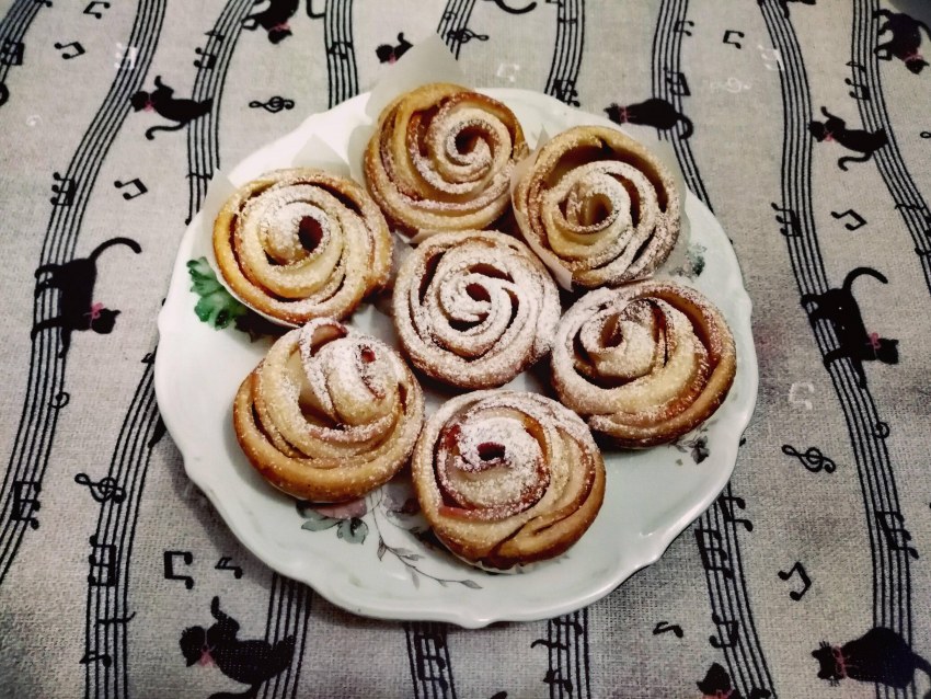 Булочки с корицей в духовке