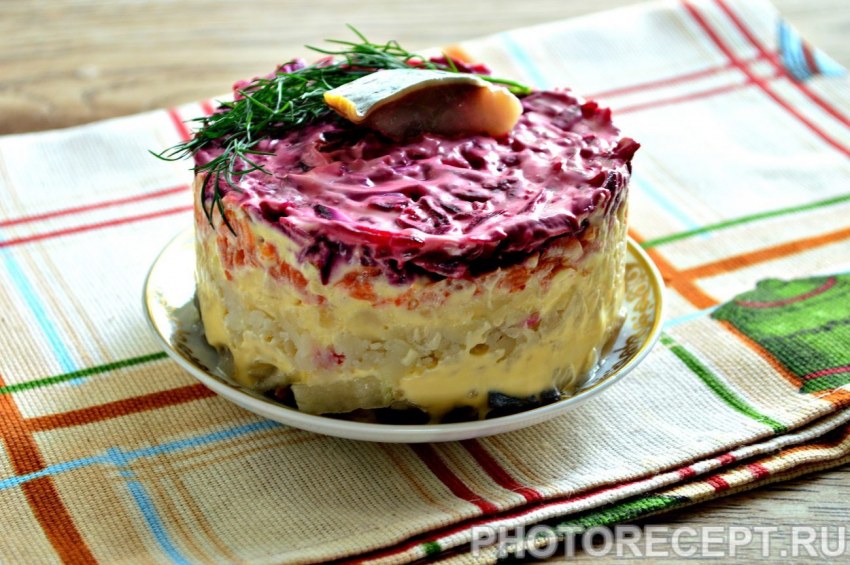 Селёдка под шубой с яйцом