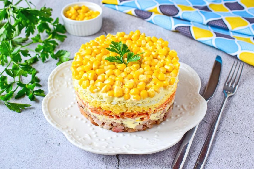 Салат с морковкой и курицей