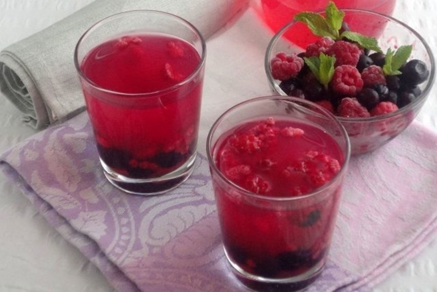 Булка с вареньем
