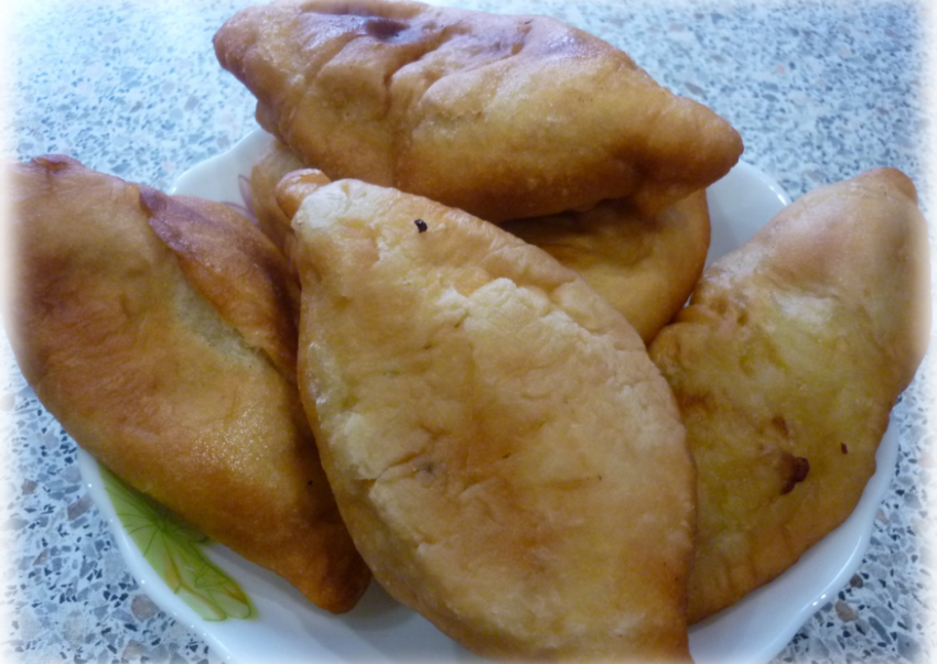 Пирожки жареные