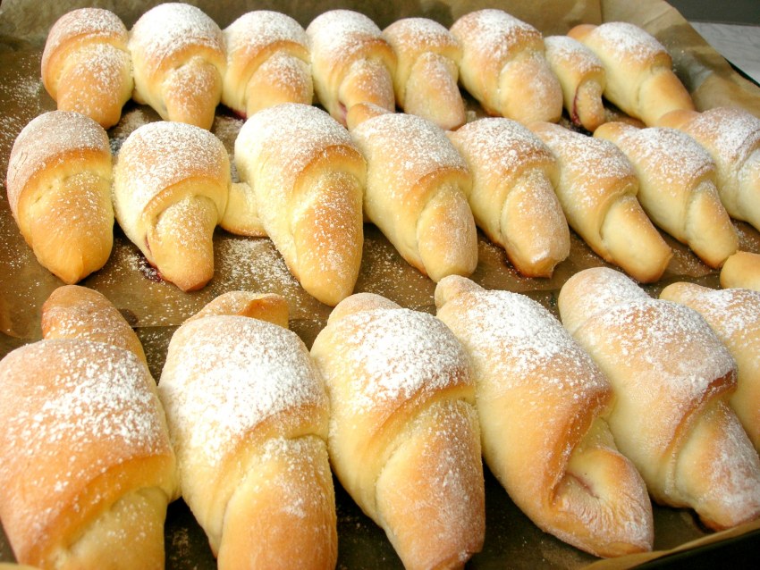Рогалик булочка
