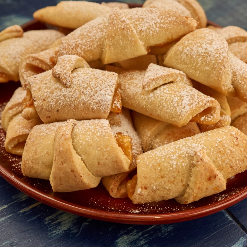 Булочки круассаны