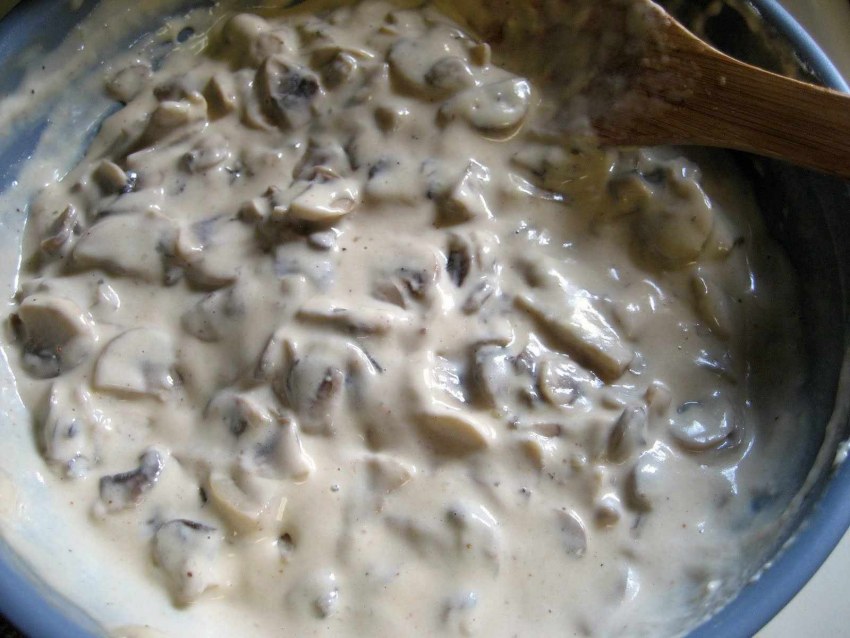 Подлива с грибами