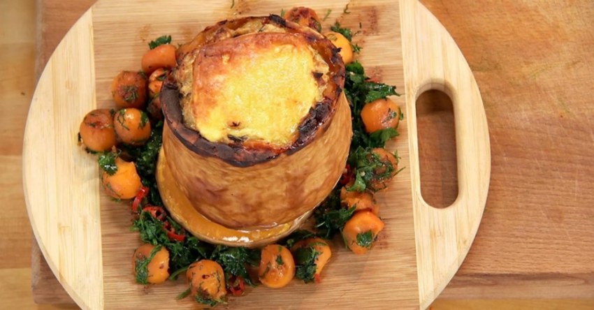 Курица в тыкве запеченная в духовке
