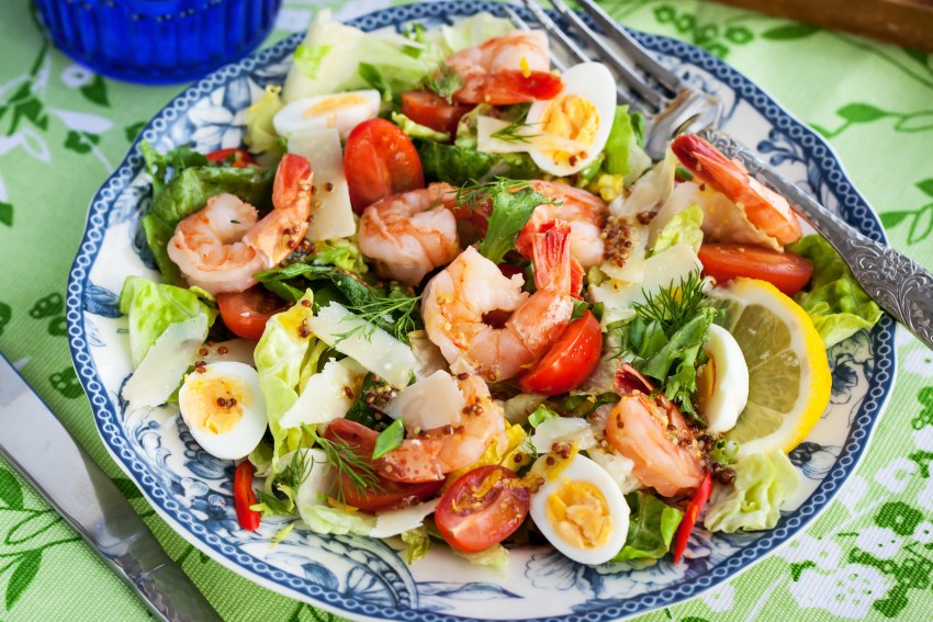 Салат с морепродуктами