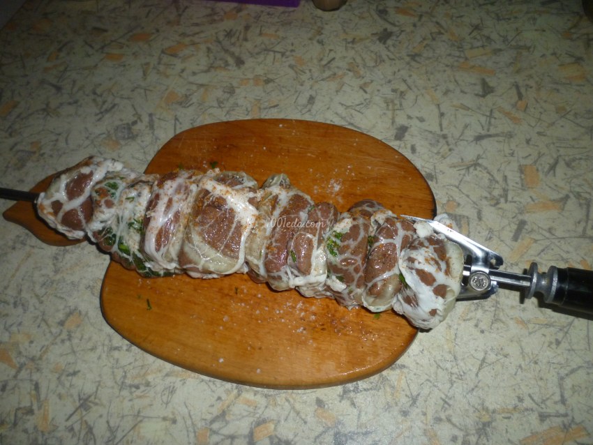 Шашлык с печени в жировой сетке
