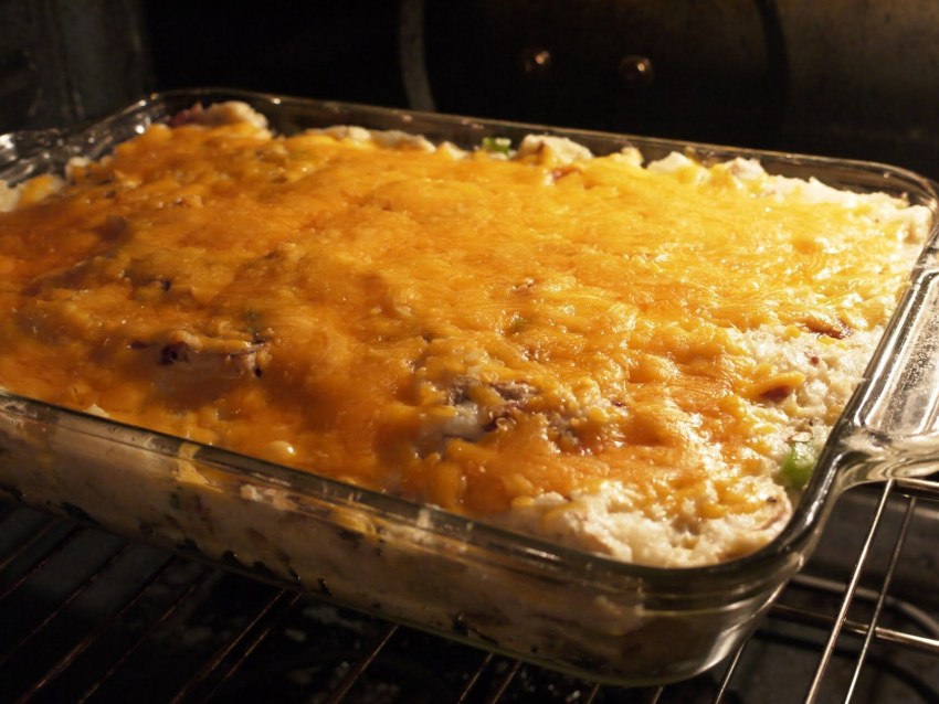 Запеканка картофельная с овощами и грибами