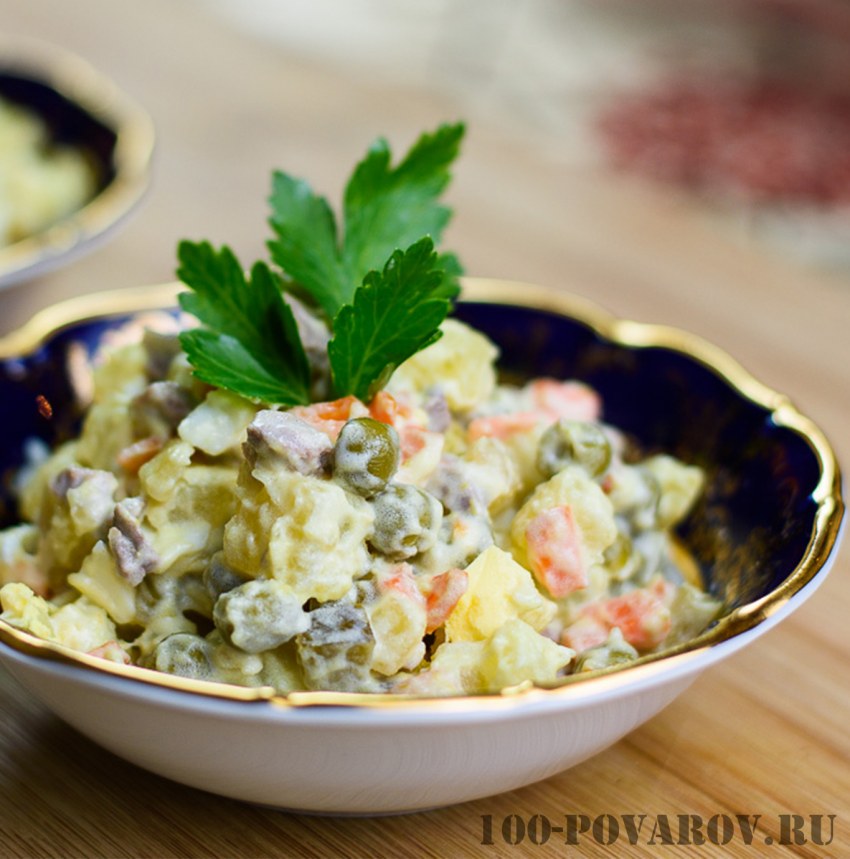 Салат цыпочка с курицей