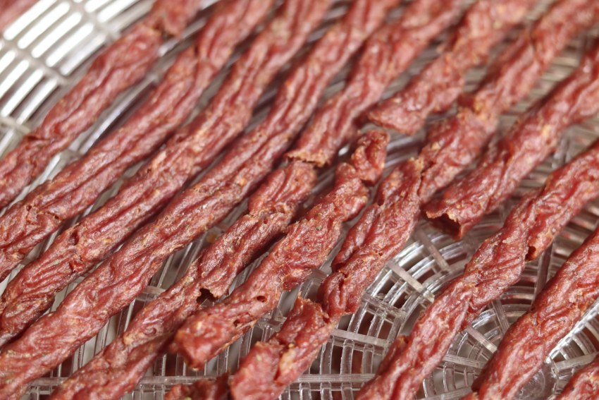 Джерки мясные из фарша