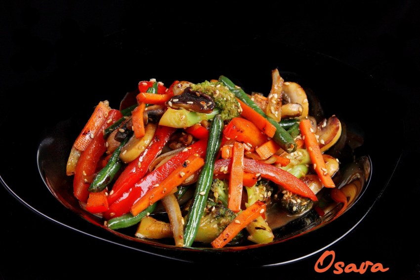 Рыба с овощами устричным соусом