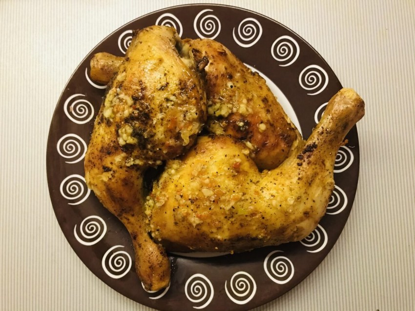 Жареные куриные бедра на сковороде