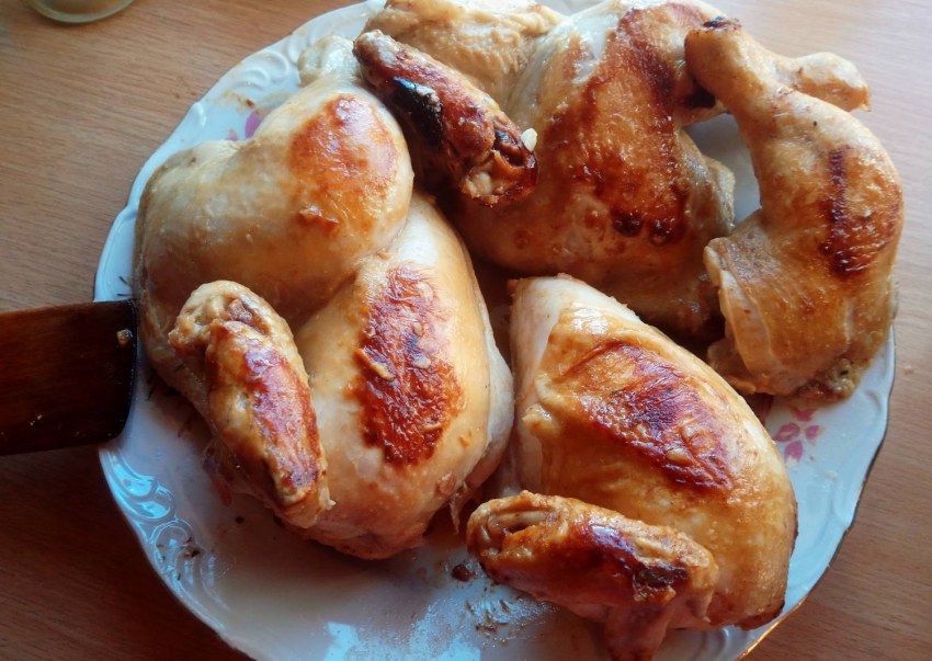 Курочка в духовке с хрустящей корочкой