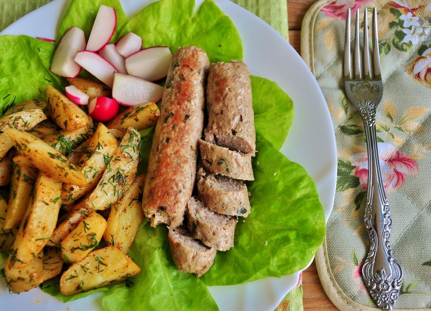 Куриные сосиски