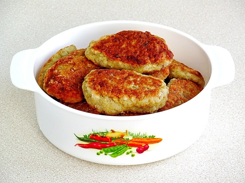 Рыбные котлеты с морковью