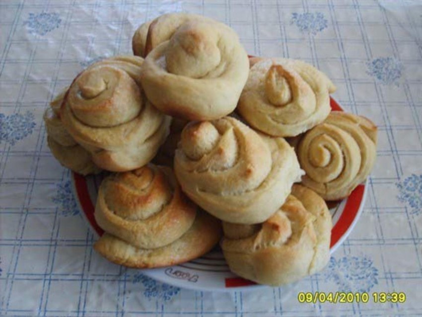 Булочки розочки с яблоками
